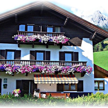 Hotel Haus Hartl Saalfelden Exterior foto