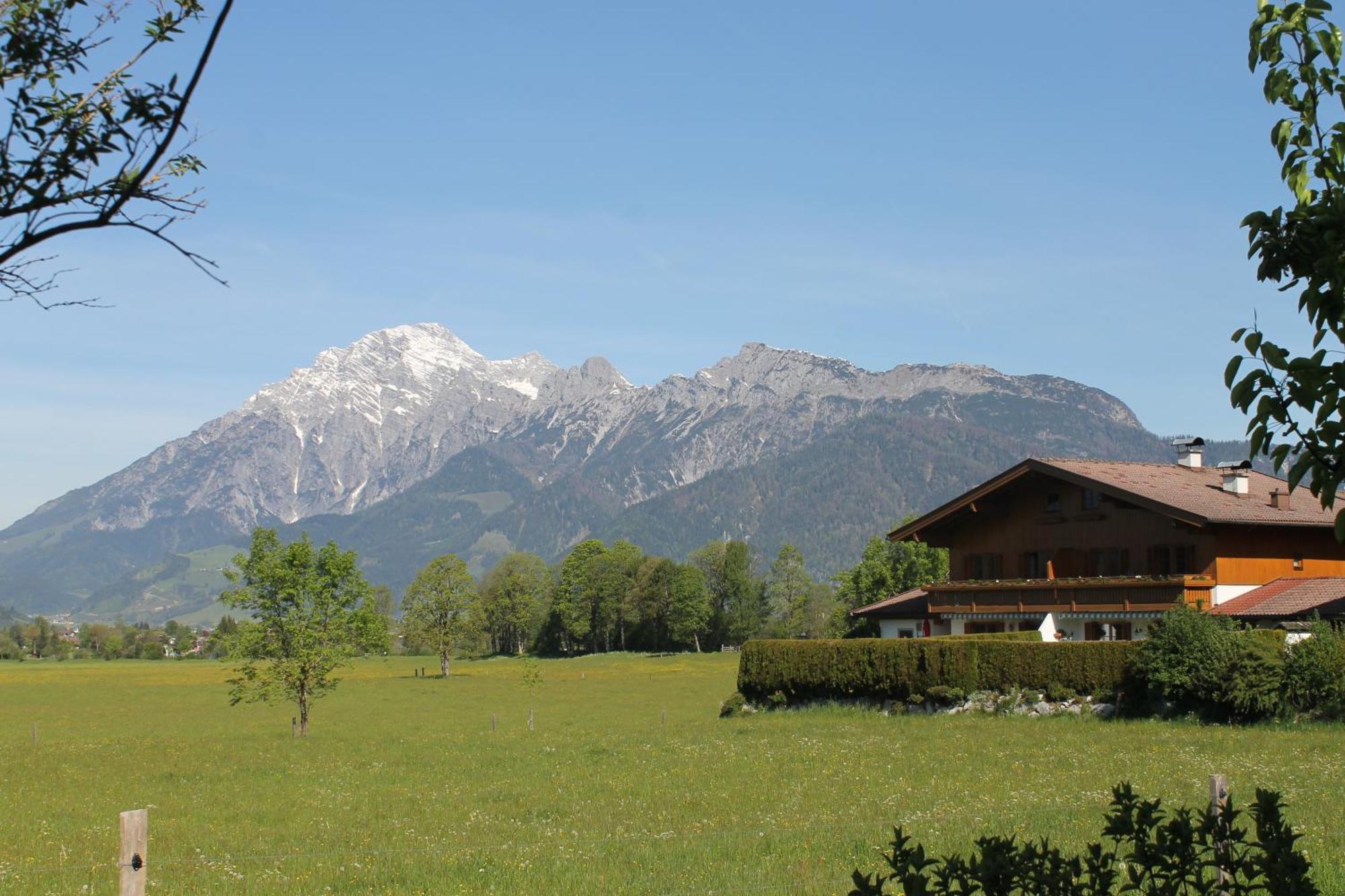 Hotel Haus Hartl Saalfelden Exterior foto